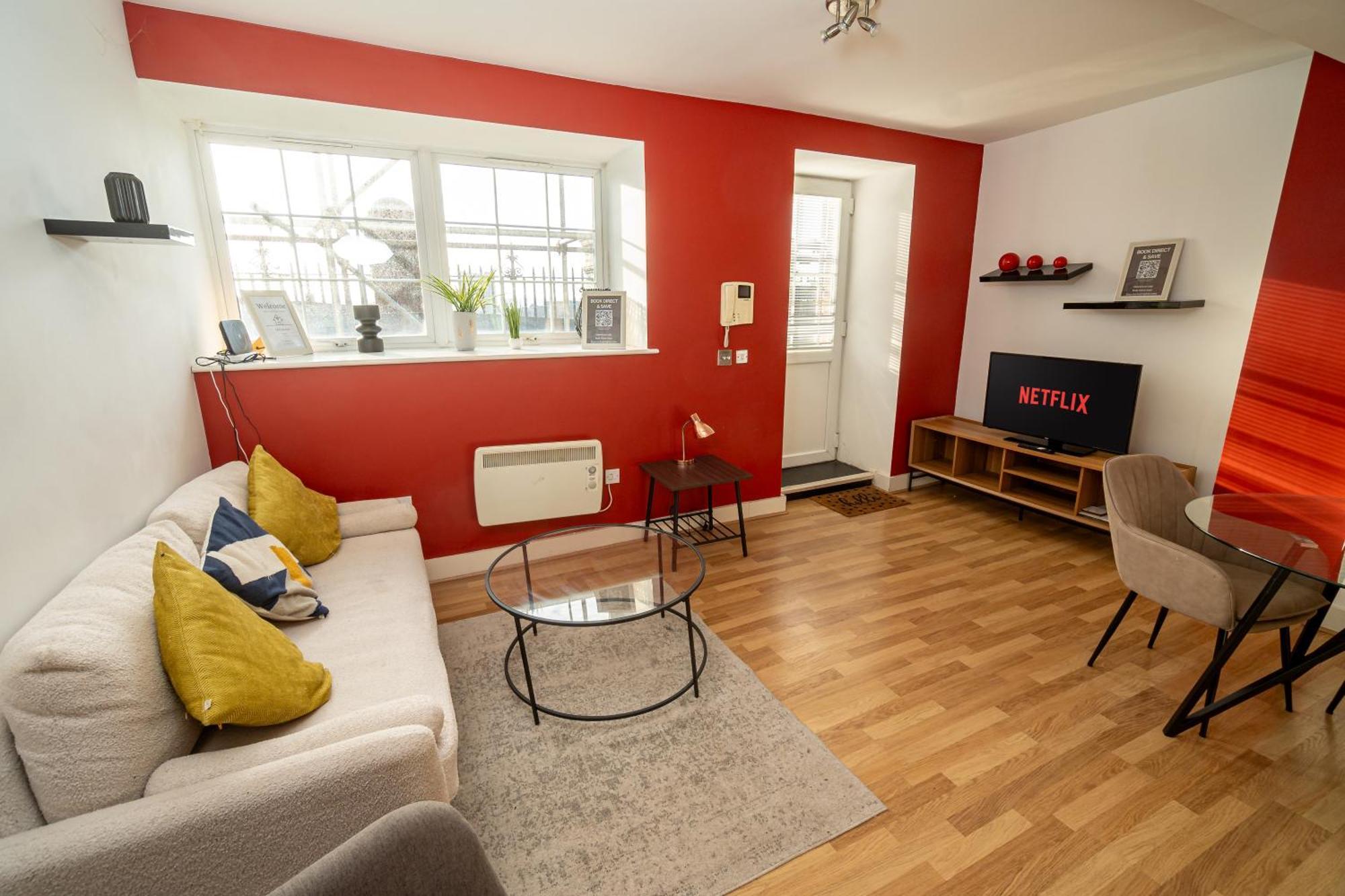 Cozy And Modern 2-Bed Apartment Swansea Buitenkant foto